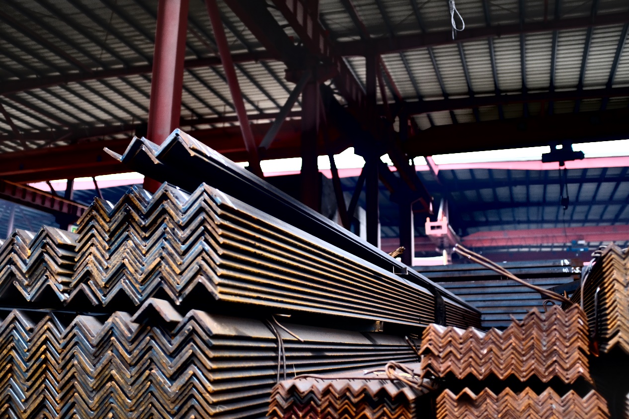 钢坯涨破3200钢价或仍有上涨空间,钢坯突降连涨结束钢价后市怎么看