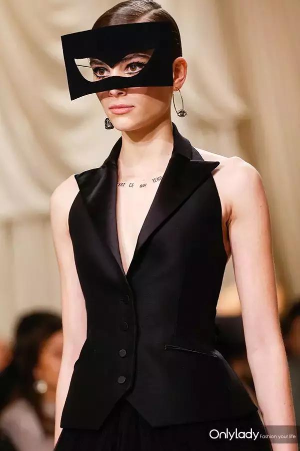 什么是真正的优雅的女人,什么是女人真正的优雅