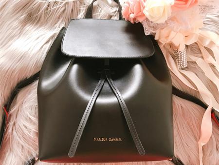 听说开学季与双肩包更配哟~