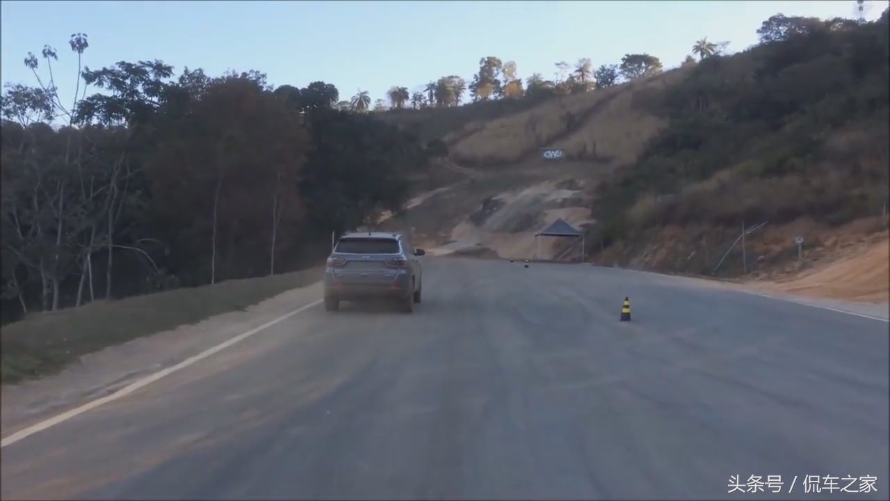 新款jeep指南者1.4t二手,2015款吉普指南者2.0进口二手行情