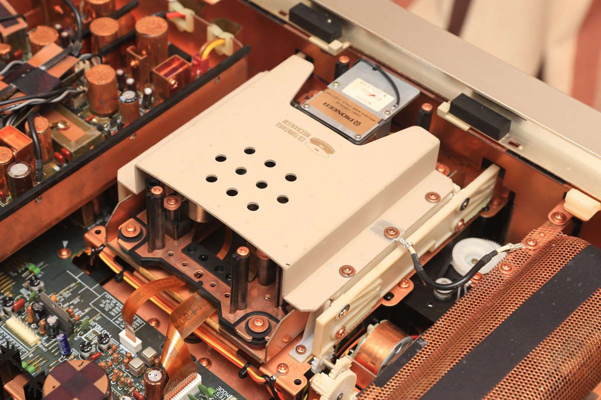 二十多年前的CD机至今售价上万，先锋PD-T09究竟实力何在？