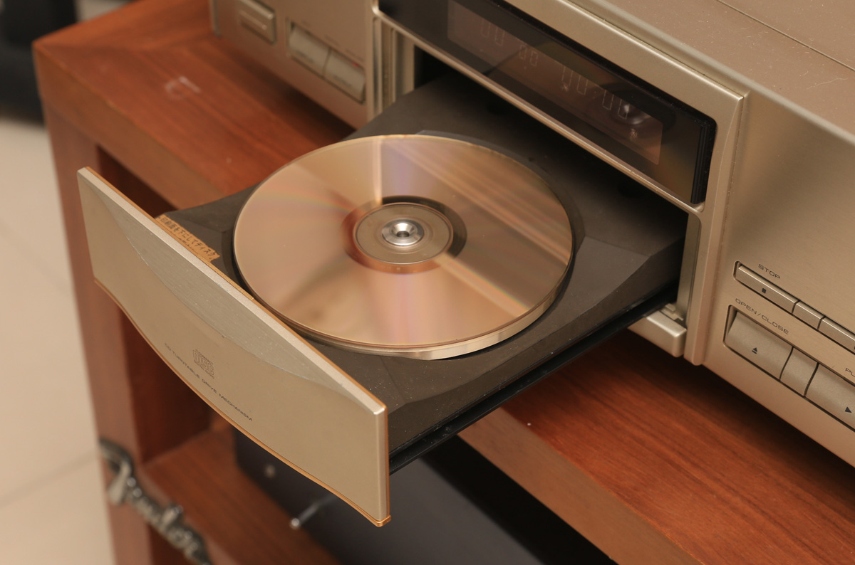 二十多年前的CD机至今售价上万，先锋PD-T09究竟实力何在？