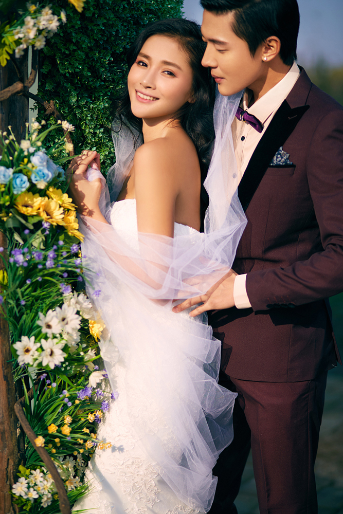 春天婚纱照应该怎么拍,春天拍婚纱照怎么选衣服