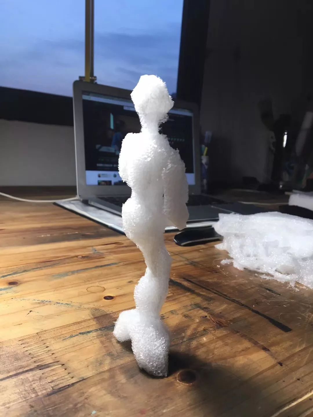 吹手报告|那些不上班的写笔者