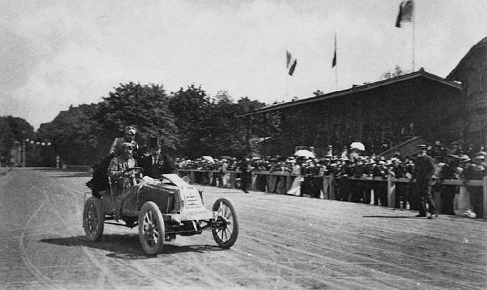 一个鲜为人知的百年运动品牌——雷诺