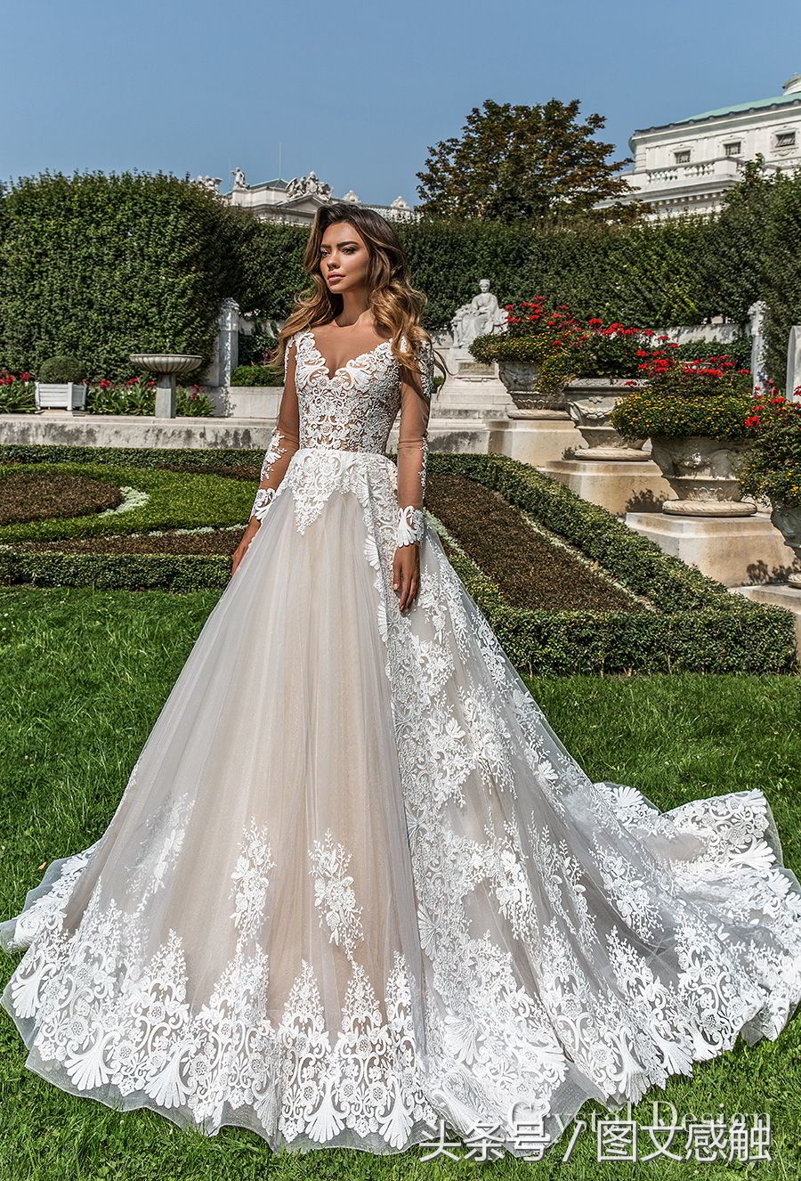 水晶设计2018婚纱“皇家花园”及高级定制新娘礼服