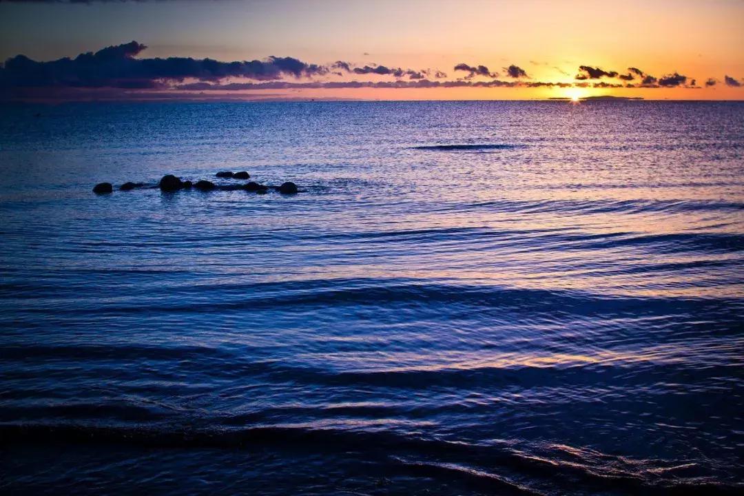 自驾游怎么穿越雪谷,自驾穿越雪地雾凇视频