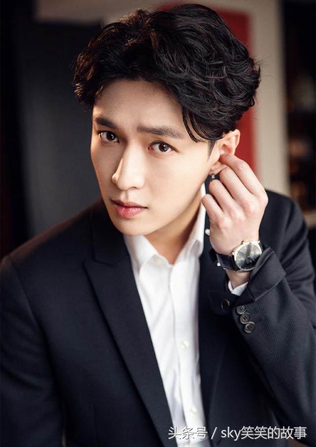 细节见人品明星张艺兴,路人评价张艺兴人品