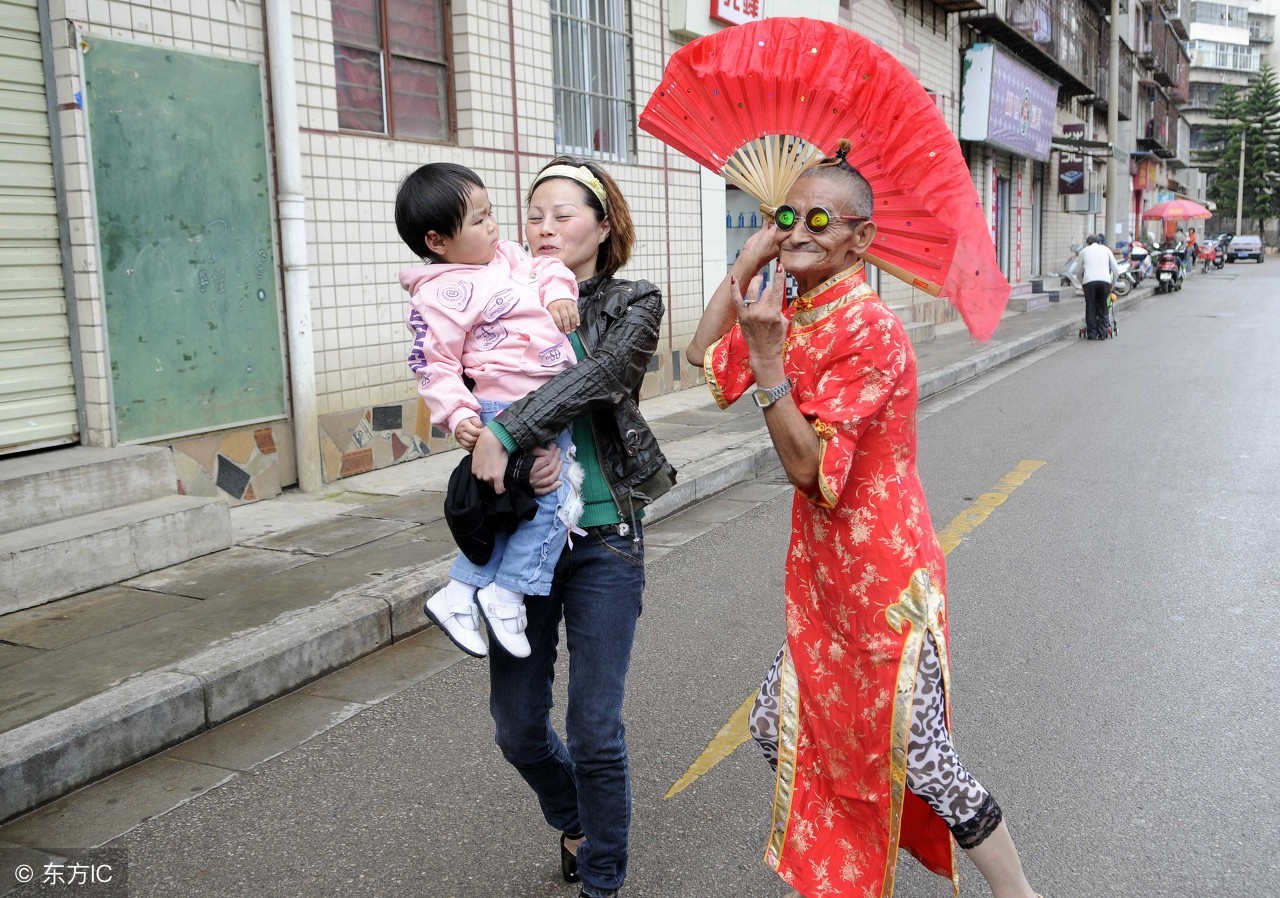 生活中遇到变态怎么应对,如何提防变态