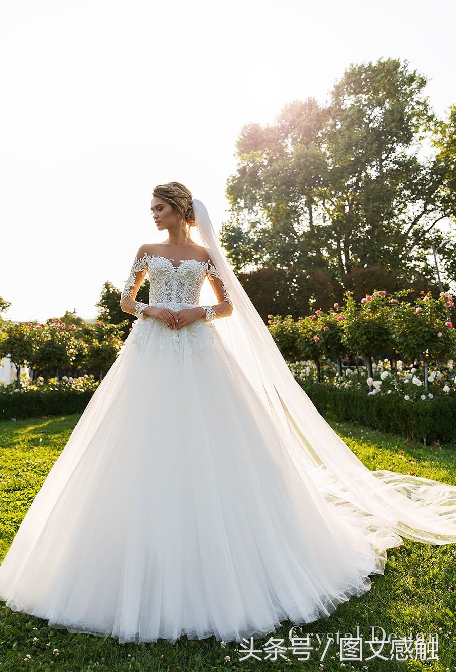 水晶设计2018婚纱“皇家花园”及高级定制新娘礼服