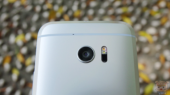 文本直送科技新闻:宏达电旗舰智慧型手机「HTC10」崭新体验，十分完美！