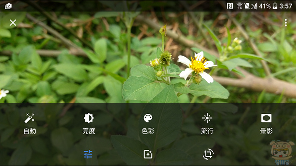 文本直送科技新闻:宏达电旗舰智慧型手机「HTC10」崭新体验，十分完美！