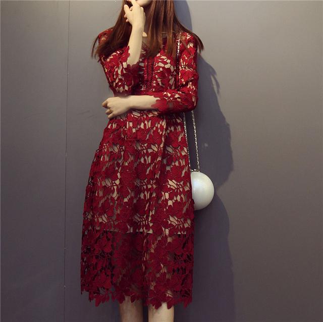 蕾丝连衣裙，性感到无可救药~