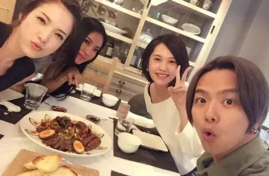 杨丞琳和李荣浩的恋爱情史,杨丞琳李荣浩感情史回顾