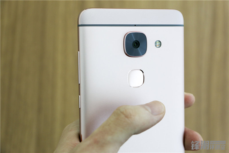 乐视max2和乐2pro哪个好,乐视max2