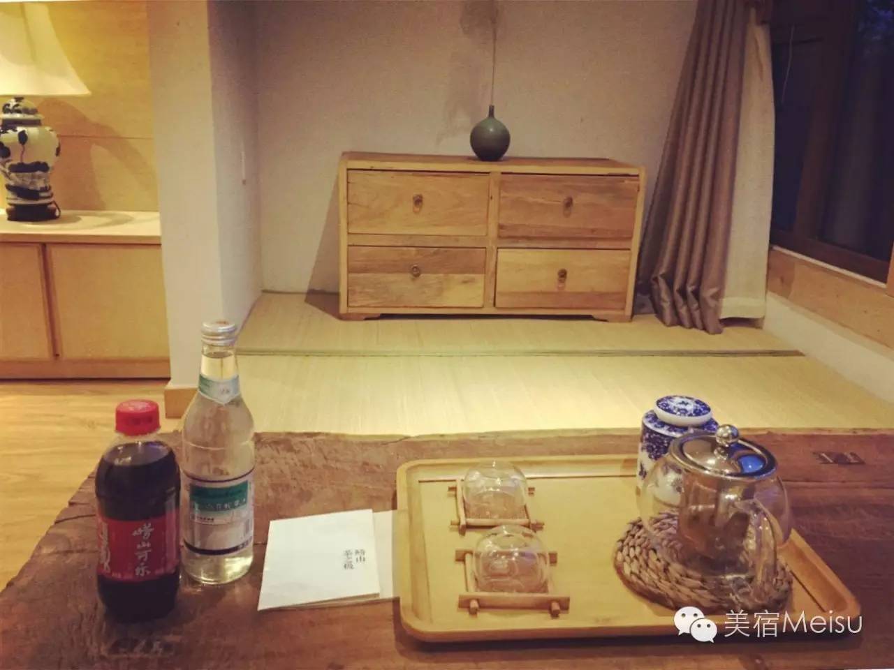 一家惊艳国牌度假界、一家美翻华北民宿圈，两种体验，看见最妩媚的青岛