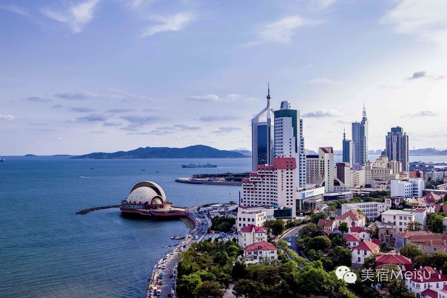 一家惊艳国牌度假界、一家美翻华北民宿圈，两种体验，看见最妩媚的青岛