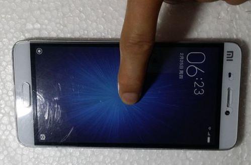 手机贴膜教程钢化膜哪边是正面,手机贴膜怎么贴钢化膜教程