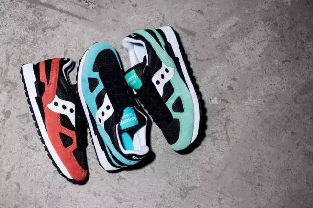 满大街都在撞鞋，我只好拿出这双杀手锏了！