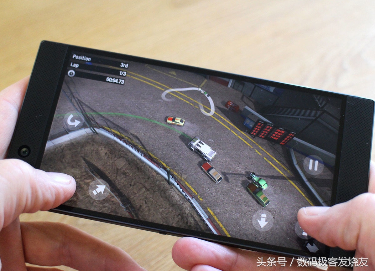 雷蛇手机一代评测,最新款雷蛇手机