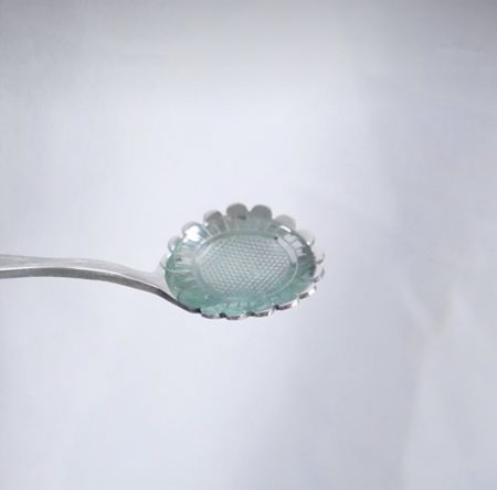 洗了之后一天都不油的洗发水,一天就出油是不是洗发水问题