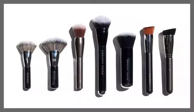 手把手教你清洗化妆刷,手把手教你刷睫毛化妆上热门