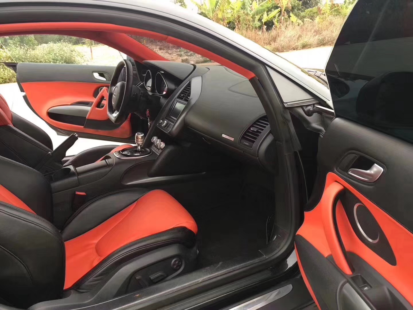 有一台奥迪r8是什么体验,14款r8撩妹