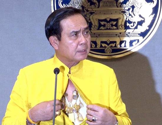 来见识一下，泰国总理巴育的贴身佛牌长什么样