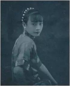 温柔小嘴，性感大嘴，您说说哪个更美？