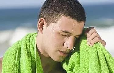 夏天皮肤过敏怎么办小妙招,夏天皮肤过敏怎么护肤