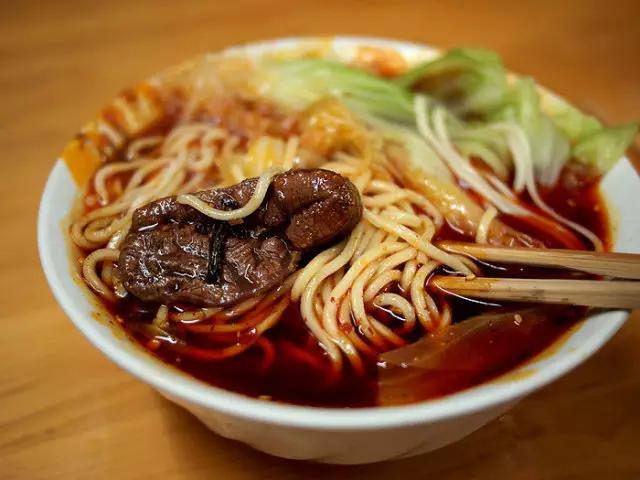 重庆十大必吃美食火锅,重庆十大必吃餐厅网红鱼蛋