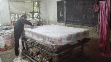 不要让床垫成为危害孩子的凶手,莫让床垫成为滋养细菌的温床