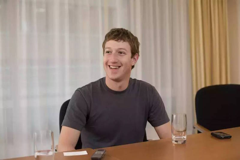 上台演讲怎么克服紧张不忘词视频,上台演讲如何不忘词不怯场