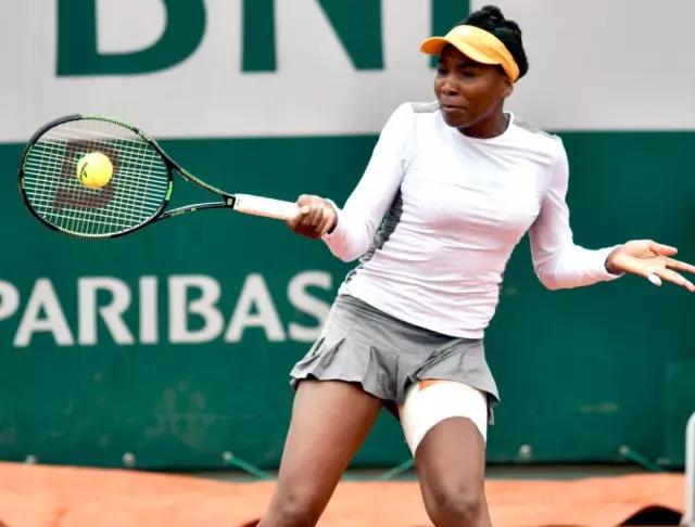 巴黎有朵雨做的云，法网今年不fashion？