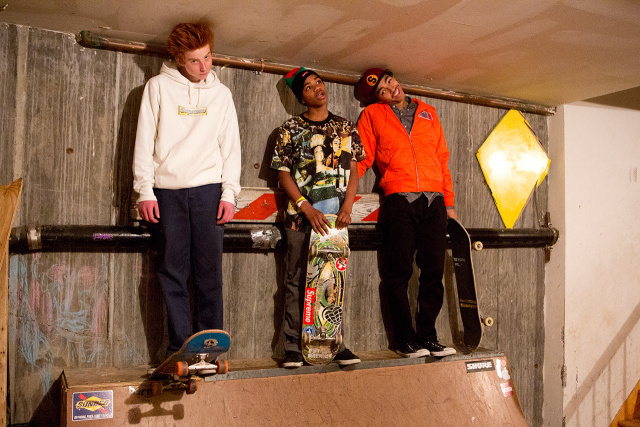 zara卖的男装还是女装,zara的衣服为什么微商都在便宜卖