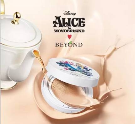 爱丽丝梦游仙境2周边,爱丽丝梦游仙境2深度解析