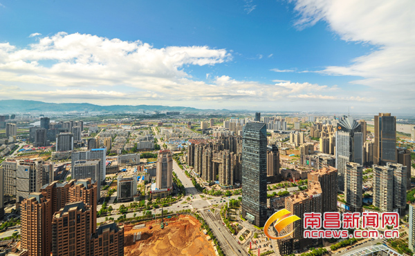 红谷滩新区：厚植优势聚实力拓展内涵助腾飞