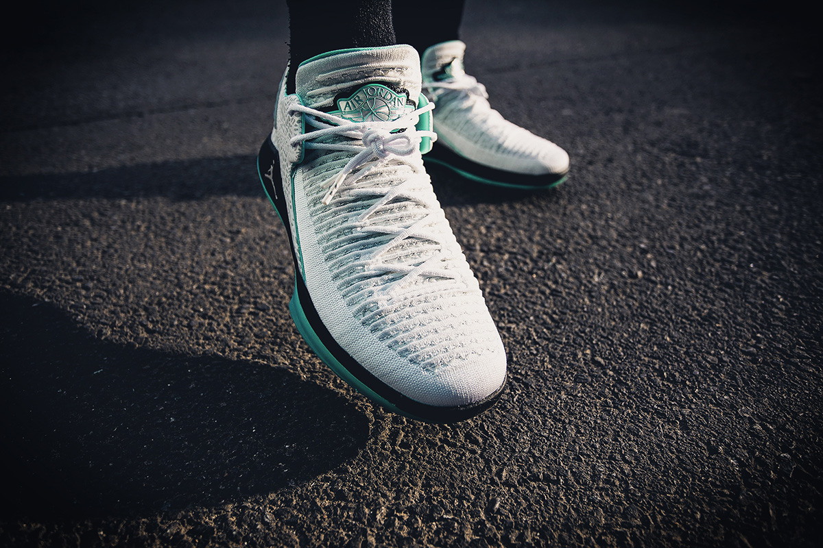 开箱上脚耐克篮球鞋,第一双airjordan正代鞋款在中国