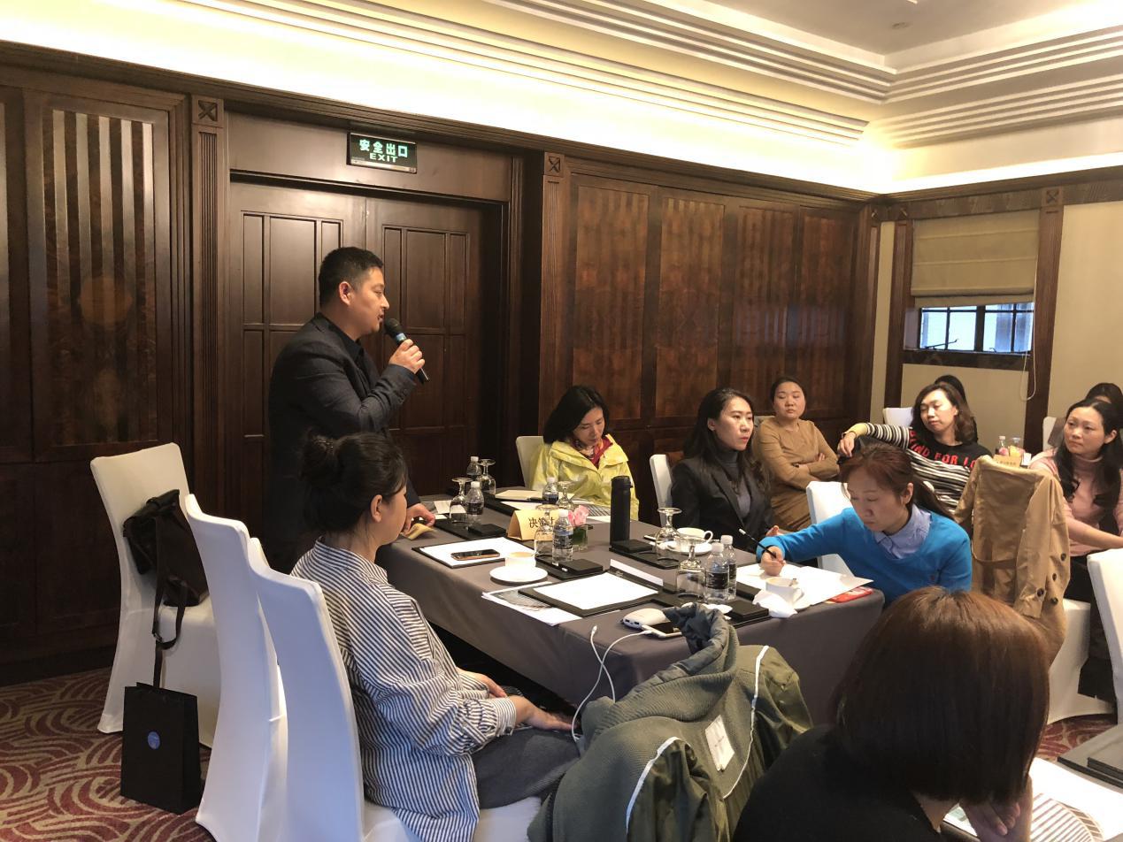 数十位HRD嘉宾头脑风暴，世界500强企业管理的干货奉送，一下午收获满满！