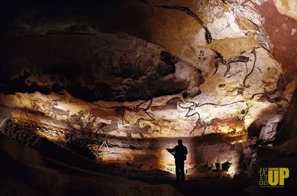 美术中西结合的艺术表现手法,艺术与文化相融合绘画出精品佳作