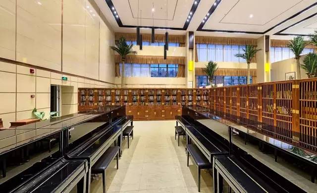 新乡冠英2019年中招分数线,新乡市冠英高级中学啥重点