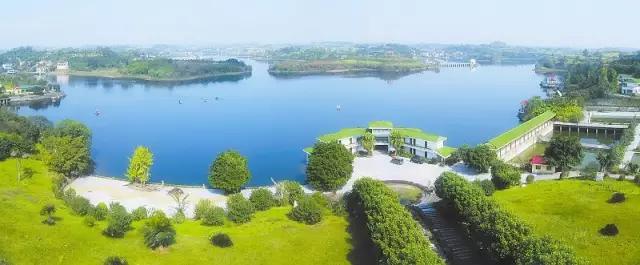 四川哪里有冷门又好玩的地方,四川最漂亮十大湖