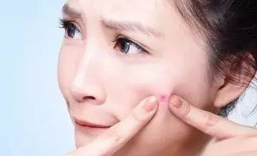 敷完面膜要不要洗脸男生,敷完面膜要不要洗脸再擦面霜