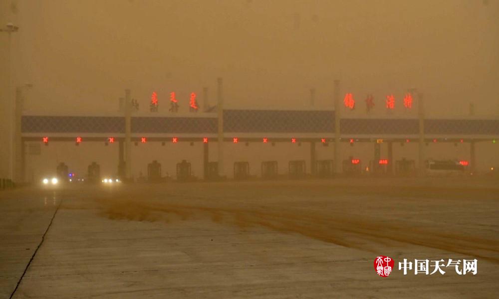 内蒙古沙尘暴高空拍摄,内蒙古沙尘暴百米