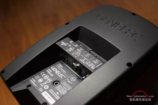 或许是耳机发烧友的第一对音箱——说说真力M030