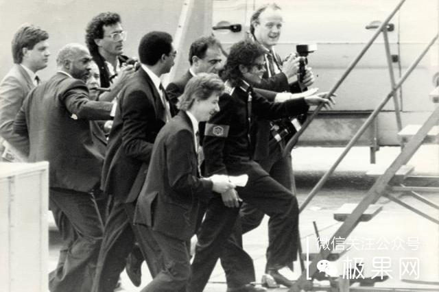 雷朋明星同款墨镜,全球十大顶级墨镜雷朋