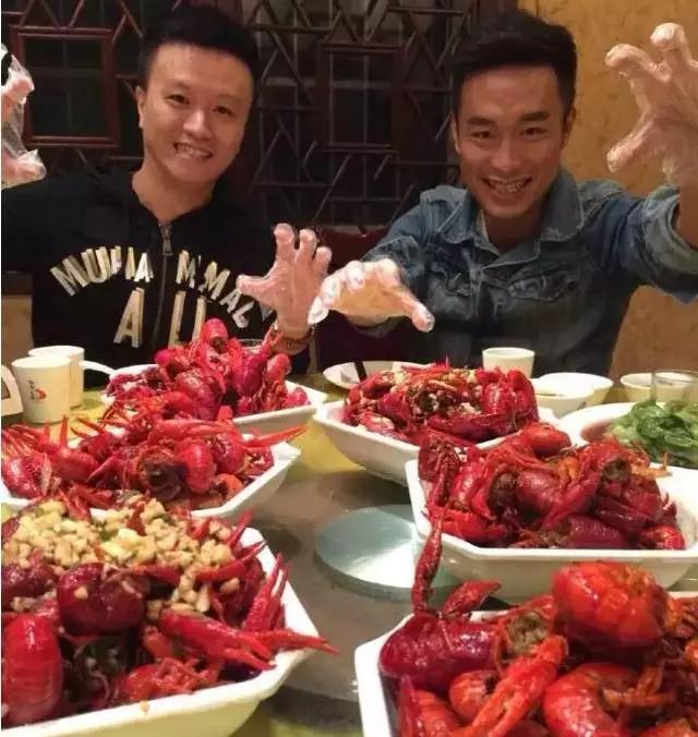 合肥罍街龙虾节怎么免费吃,合肥最好吃的蚌埠龙虾