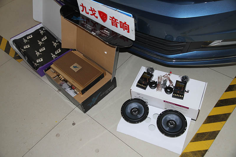 2018款大众途安音响改装升级,大众途安汽车音响改装