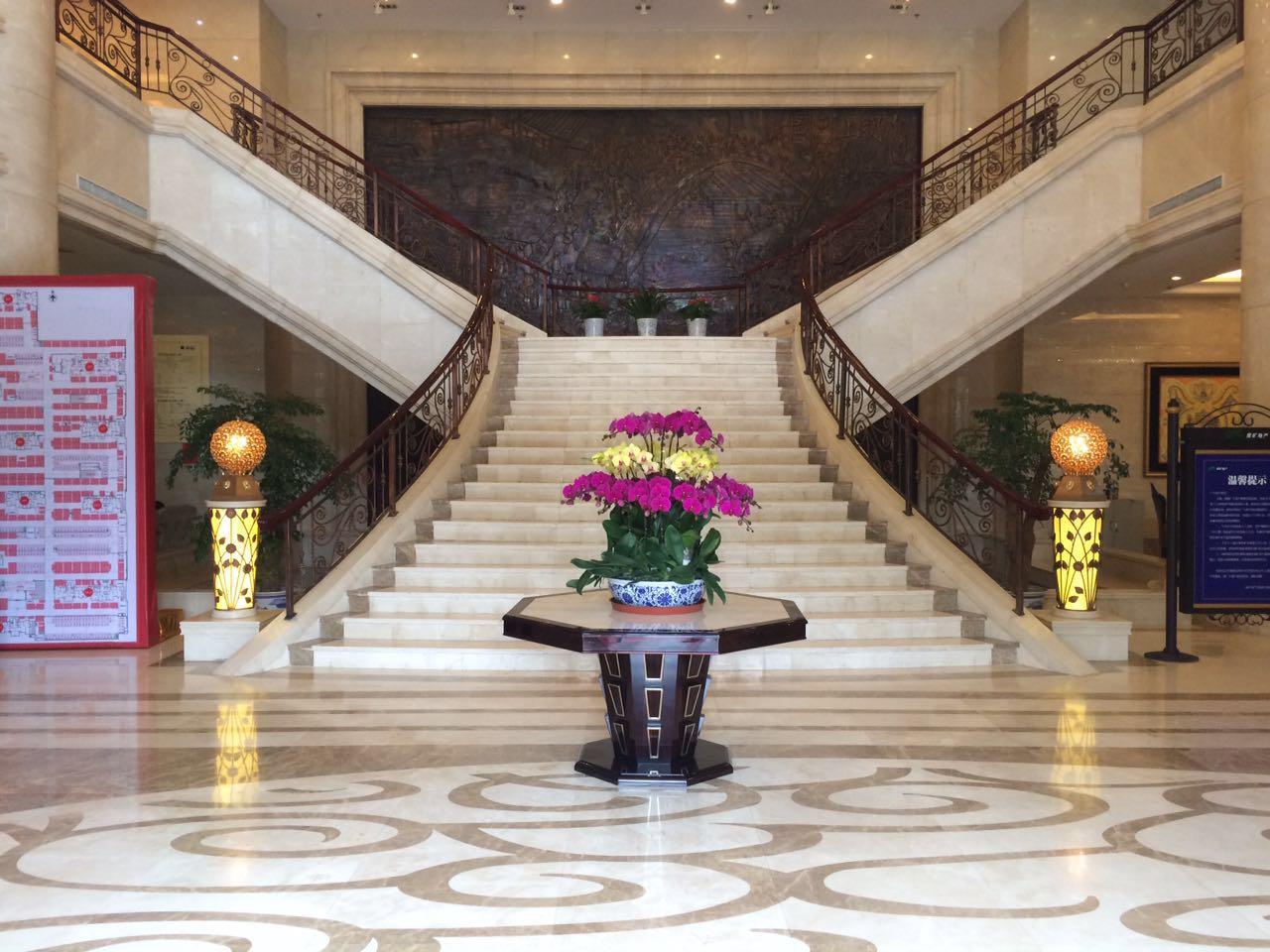 淮矿东方蓝海和万达揽湖苑比较,淮矿东方蓝海视频