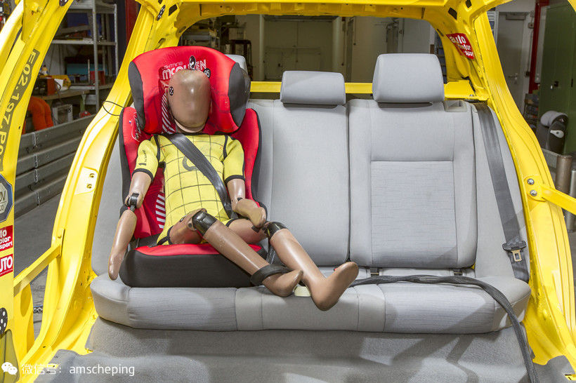 儿童座椅安在哪个位置最安全,儿童座椅买哪家的好